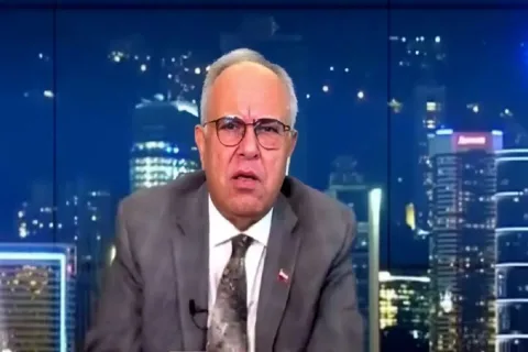 لکه ننگ تاریخ؛ خیانت نابخشودنی سلطنت‌طلبان در همراهی با دشمن!