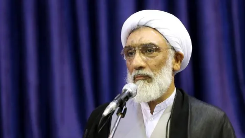 دستگاه‌های امنیتی و اطلاعاتی باید از حوزه مبارزه با فساد اقتصادی عقب‌نشینی کنند