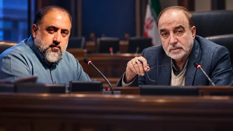 عتاب اهوازی: آماده‌ام درباره عملکردم مناظره کنم؛ شورای شهر هم پاسخگو باشد