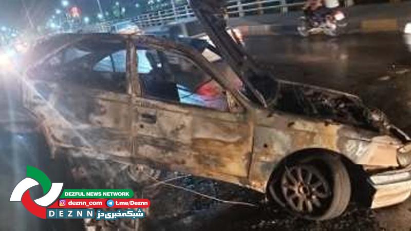 تصادف رانندگی در پل مقاومت(سوم) منجر به آتش گرفتن خودرو گردید